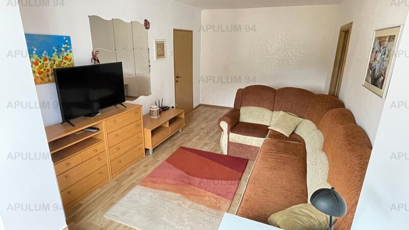 Apartament cu 3 camere de vanzare in Azuga