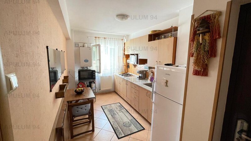 Apartament cu 3 camere de vanzare in Azuga