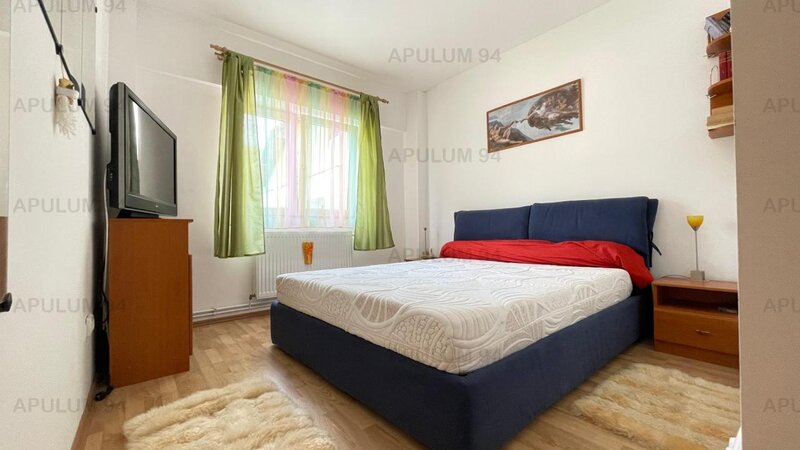 Apartament cu 3 camere de vanzare in Azuga